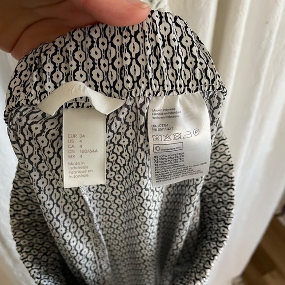 H&M Patterned pants - Picture 5 of 5